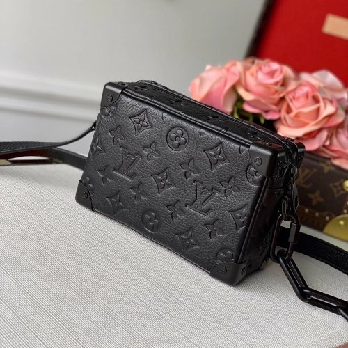 Louis Vuitton Bags N55702 18X13X8cm